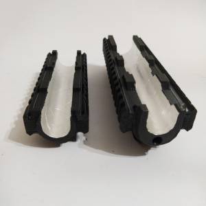 SET OBLOGA SA ŠINAMA ZASTAVA M70 PAP M2010