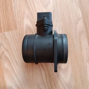 SKODA OCTAVIA MAF SENZOR PROTOKOMJER ZRAKA 038906461B