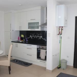 Trosoban useljiv i namješten stan Mala Lisa