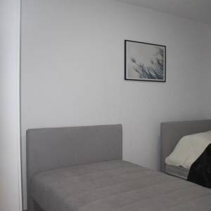 Trosoban useljiv i namješten stan Mala Lisa