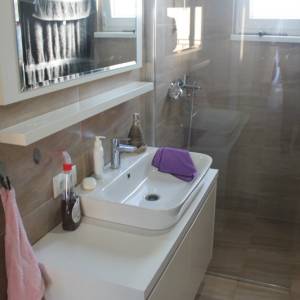 Trosoban useljiv i namješten stan Mala Lisa