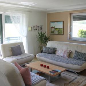 Useljiva i moderno namještena kuća Vrnograč