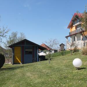 Useljiva i moderno namještena kuća Vrnograč