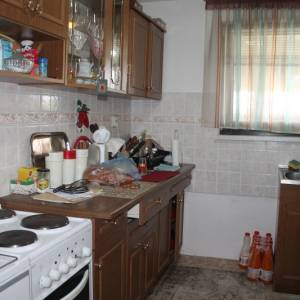 Useljiva kuća blizina lječilišta Gata