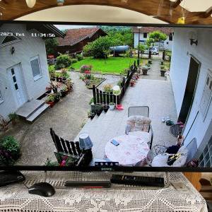 Video Nadzor Set 4 KAMERE FULL HD WIFI Wi Fi Kamera Nadzorna Za