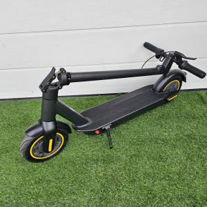 XIAOMI Elektricni Trotinet Romobil Trotineti Skuter Romobili