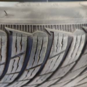 4 Gume 235/40-19 M+S Michelin POLOVNE