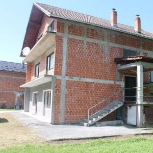 Kuća Bos.Krupa u blizini rijeke Krušnice