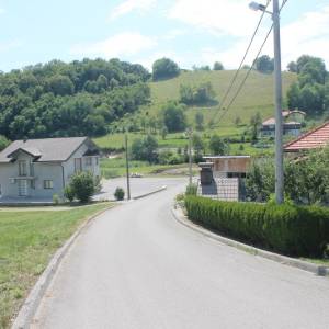 Kuća sa zemljištem Semanići Cazin