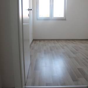 Trosoban stan prvi sprat Cazin