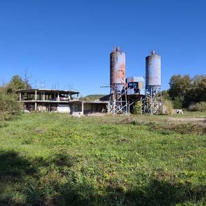 Industrijsko zemljište sa objektima Cazin