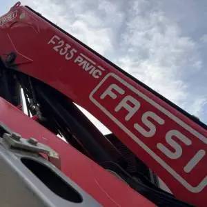 MAN TGS 26.470 6x2-4 LL CH + FASSI F235 kran, 2023 god.