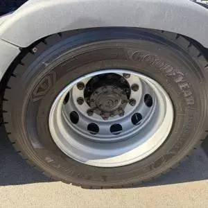 MAN TGX 18.510 BL SA nove gume, 2022 god.