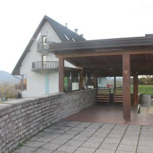 Posjed - ranč sa luxuznom kućom i voćnjakom Bihać