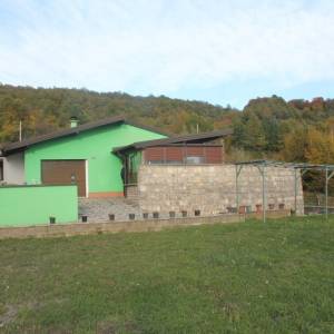 Posjed - ranč sa luxuznom kućom i voćnjakom Bihać